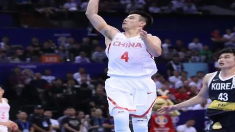 戈特曼夏日逆境拼搏，基德盛赞其达标团队期待